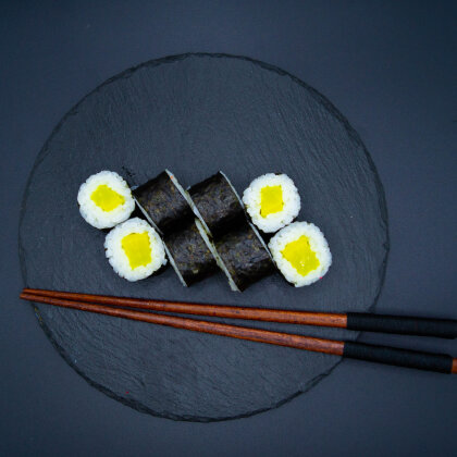 Маки с Такуаном