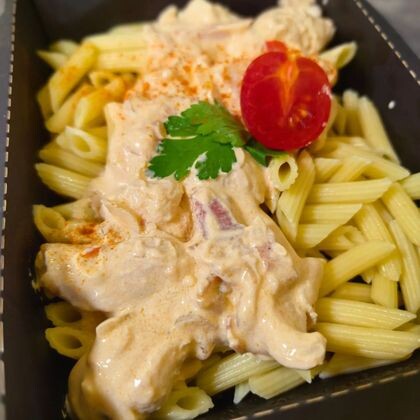 Паприкаш  с макаронами