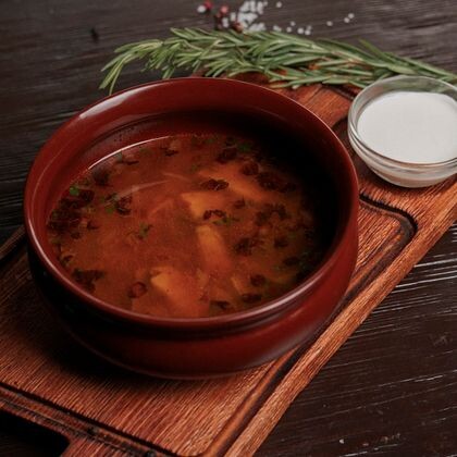 Щи с олениной и белыми грибами