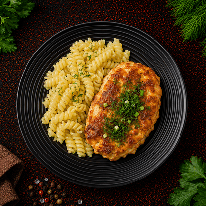 Куриная отбивная с макаронами