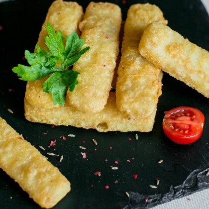 Палочки из филе минтая в панировке