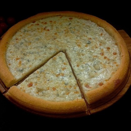 Пицца «4 сыра»