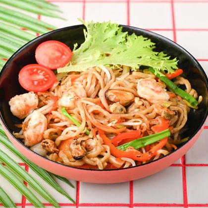Фучжоу лапша с морепродуктами