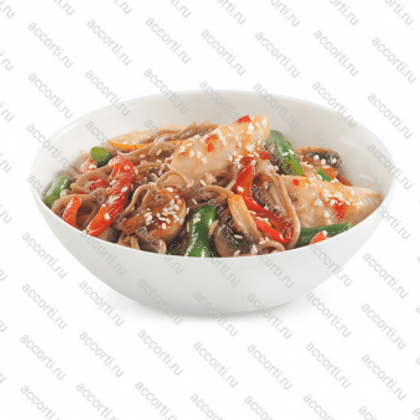 Гречневая Лапша WOK с курицей и сливочным соусом