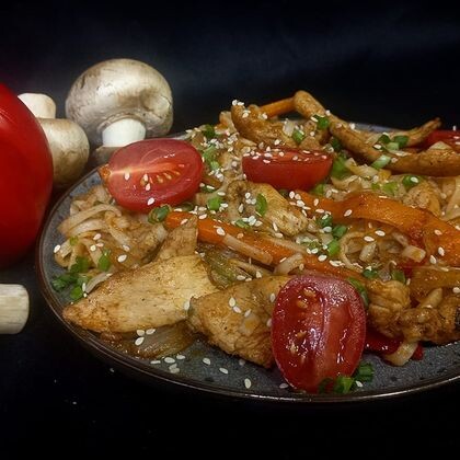 Wok курица терияки
