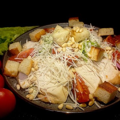 Салат «Цезарь» с курицей