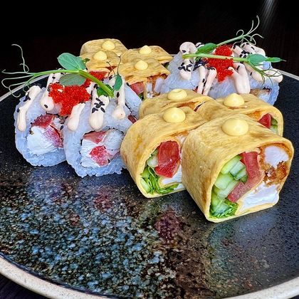 Роллы "Хоши с крабом" + "Тортилья с курицей" за 549 рублей!