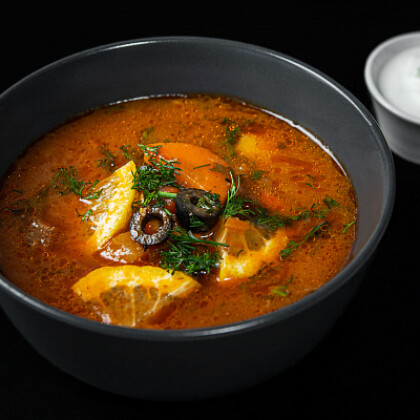 Солянка мясная сборная