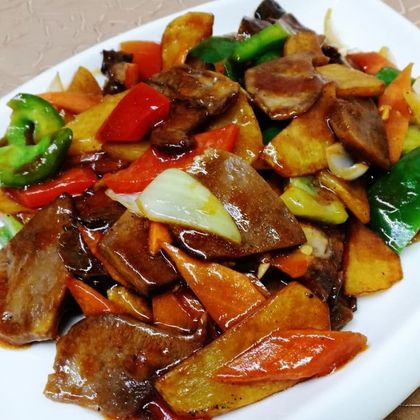 Язык с овощами