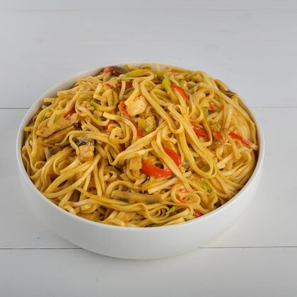 Удон с курицей и овощами 200гр