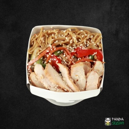 Яичная лапша ВОК с курицей