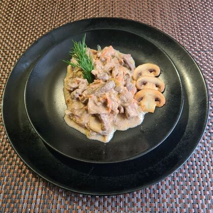 Печень с овощами