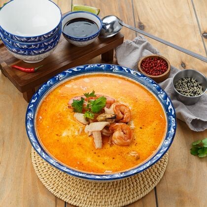 Луань Дунь со свининой