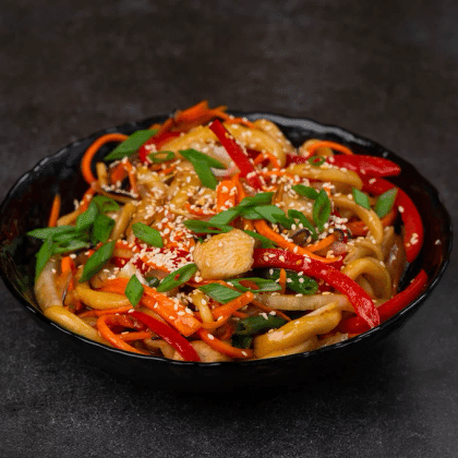 Wok с говядиной или курицей