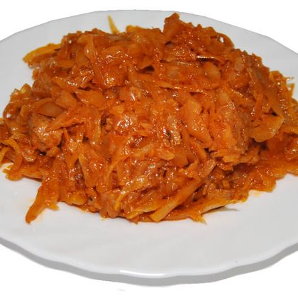 Капуста тушеная с мясом