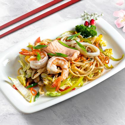 Лапша удон с морепродуктами