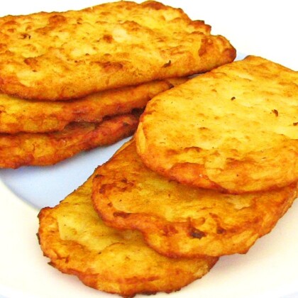 Картофельные драники с ускопом и сметаной