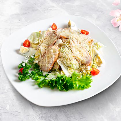 Салат «Цезарь с курицей»