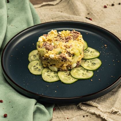 С бужениной и огурцом