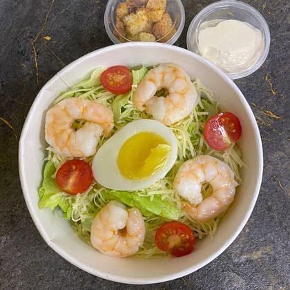 «Цезарь» с креветками