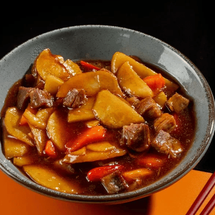 Жареный картофель с говядиной