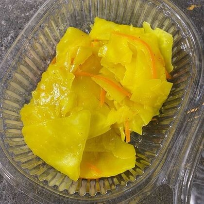 Маринованная капуста с шафраном