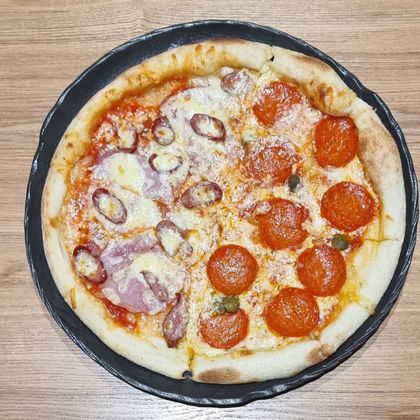 Пицца "Мясная/Пепперони"