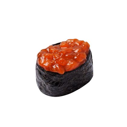 Гункан с лососем
