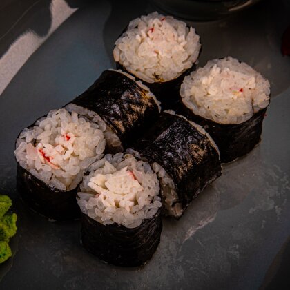 Хосомаки с крабом