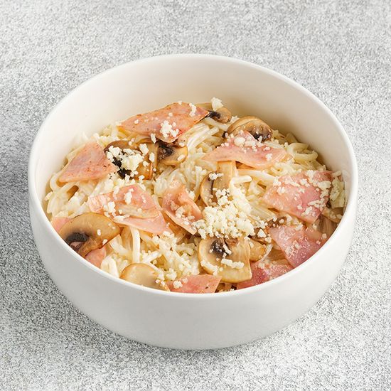 Альфредо с ветчиной и грибами