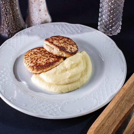 Котлеты куриные с картофельным пюре