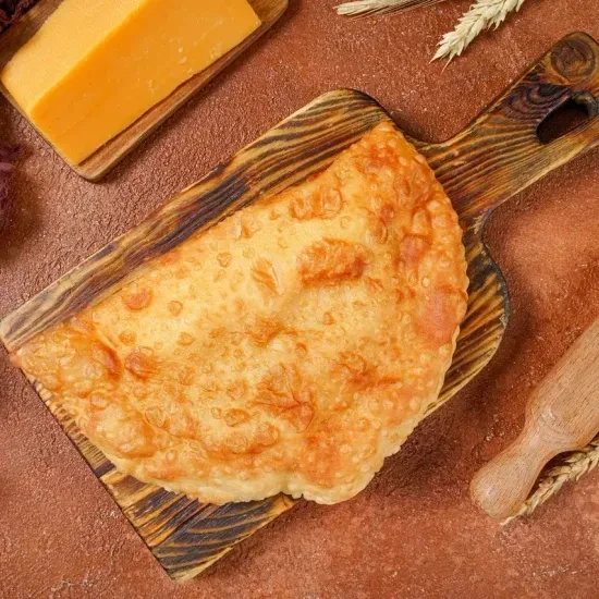 Чебурек с сыром