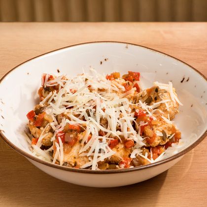 Куриные фрикадельки с овощным соте