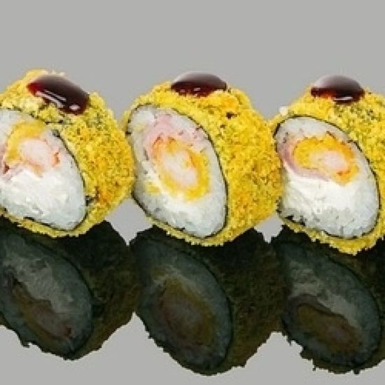 Жаренный ролл с креветкой