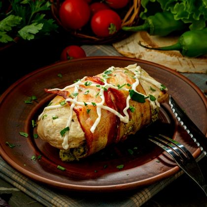 Кармашек куриный с грибами и шпинатом