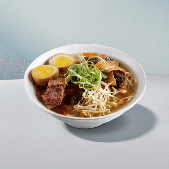 Горячее блюдо Рамен с курицей 600г