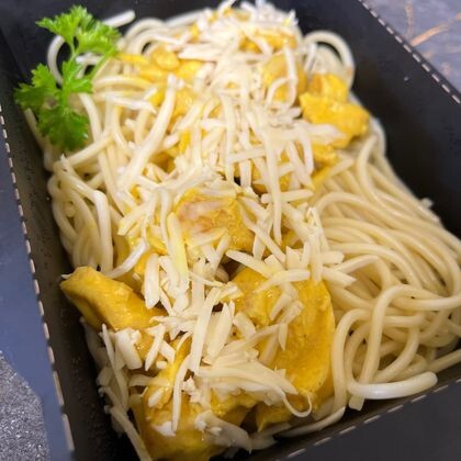 Курица карри со спагетти