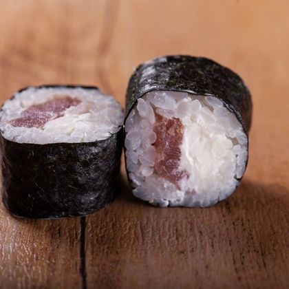 1/2 Чизмаки с тунцом