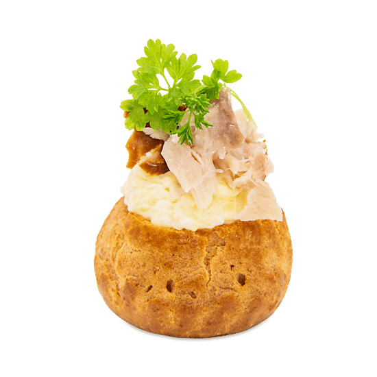Профитроль с мимозой и копченым сомом