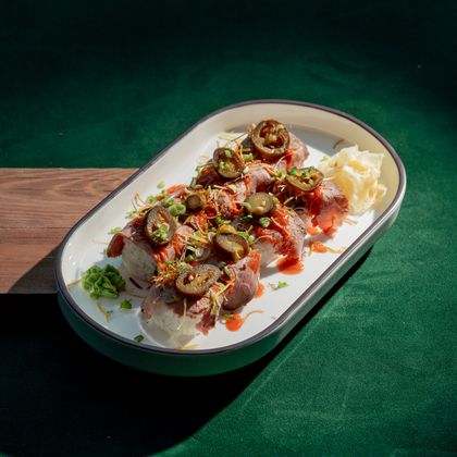 Мясной ролл с ростбифом