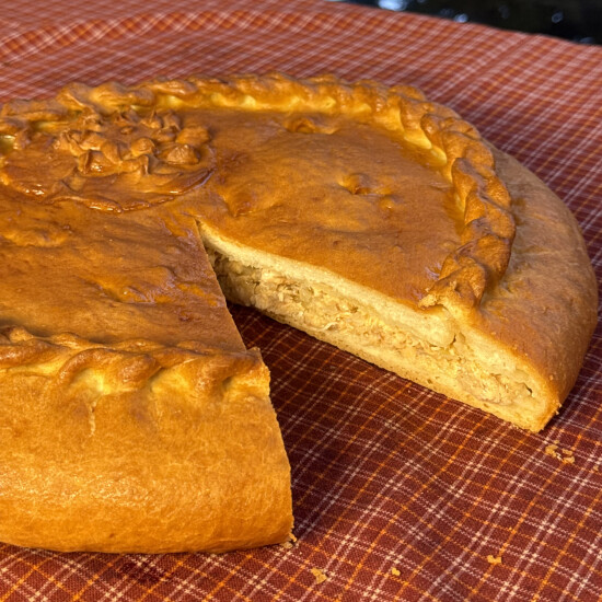 Пирог мясо-капустный
