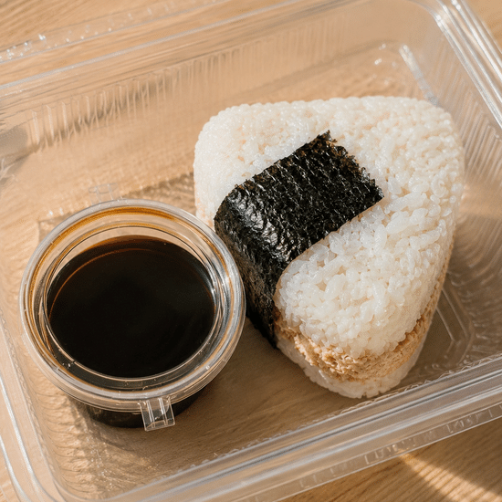 Онигири с копченой грудкой