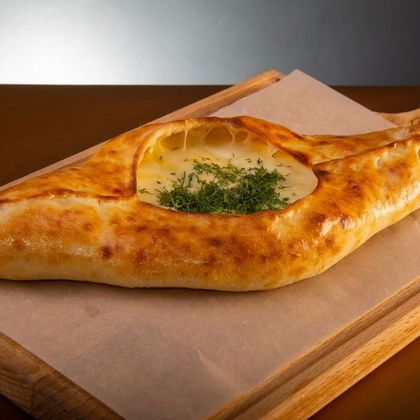 Лодочка с беконом и сыром