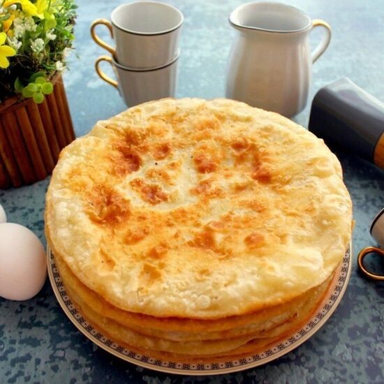 Хычин с картофелем и сыром
