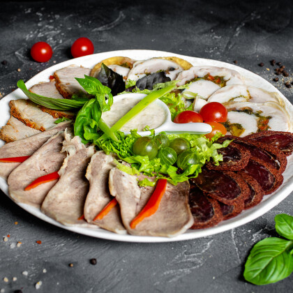 Ассорти мясных закусок