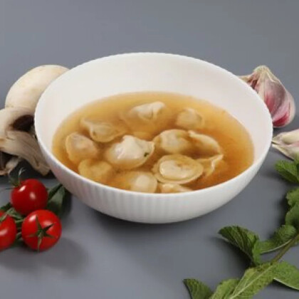 Пельмени с бульоном