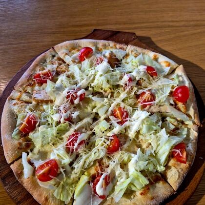 Пицца "Цезарь с курицей"