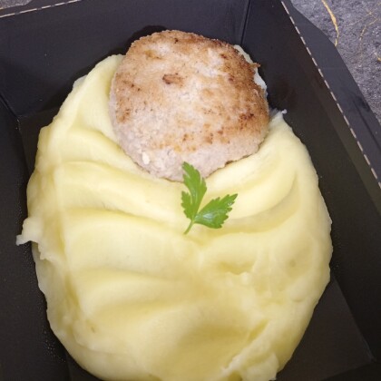Мясные биточки с пюре