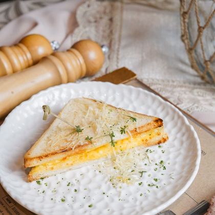 Тост с сыром