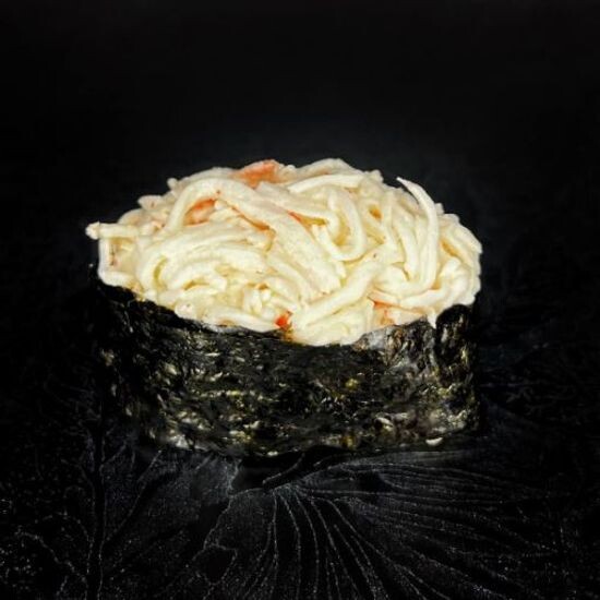 Гункан с крабом